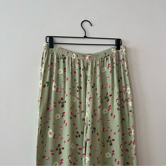 Vintage Carol Anderson Collection Floral Fruit Print Green Pull-on Crop Pants - Picture 2 of 7